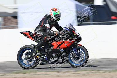 media/Oct-05-2025-CVMA (Sun) [[beeef4f201]]/Race 2-Supersport Middleweight/